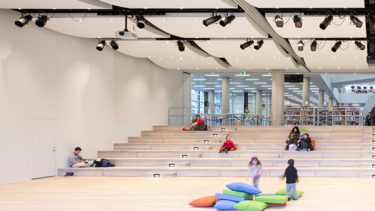 L'architecture peut permettre aux espaces d'apprentissage de devenir des lieux de découverte, d'appartenance et d'interaction sociale.