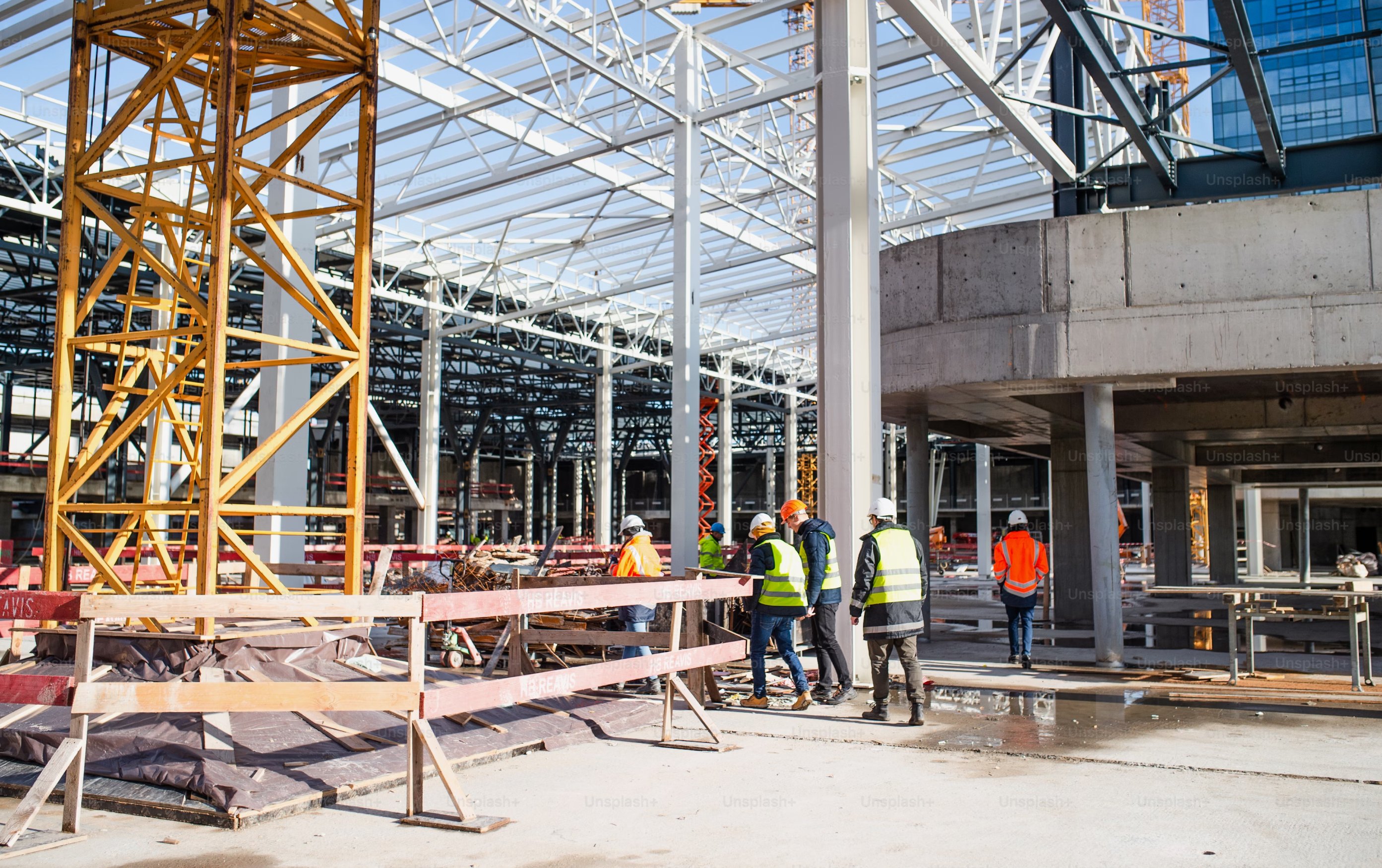 Interaction and collaboration of key actors significantly impact quality of a project.